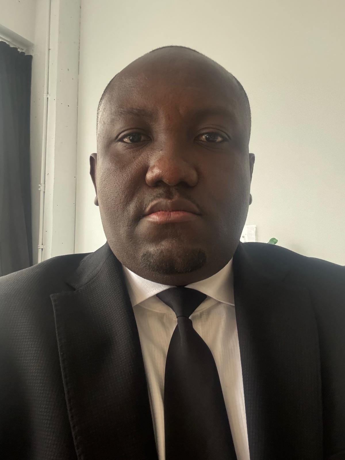 Edzin Luwolo